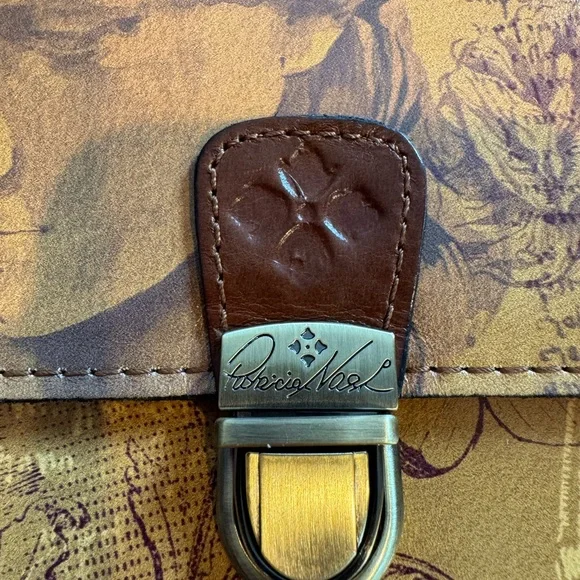 Patricia Nash Italian Sketchbook Crossbody Bag - Picture 4 of 7